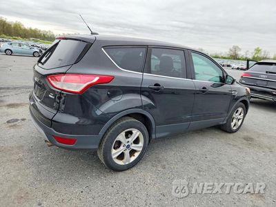 Trzecie zdjęcie samochodu z tyłu: 2014 FORD ESCAPE SE VIN:1FMCU9GXXEUC63567 - miniatura