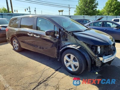 Czwarte zdjęcie samochodu z boku: 2019 HONDA ODYSSEY EXL VIN:5FNRL6H72KB061535 - miniatura