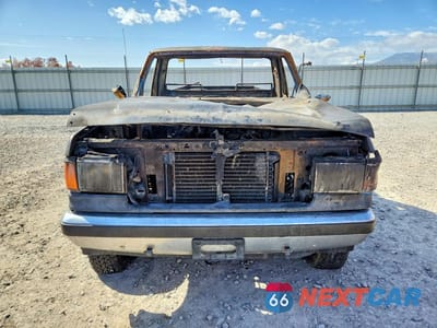 Piąte zdjęcie samochodu w środku: 1990 FORD F-150 VIN:2FTEF14Y7LCA17837 - miniatura