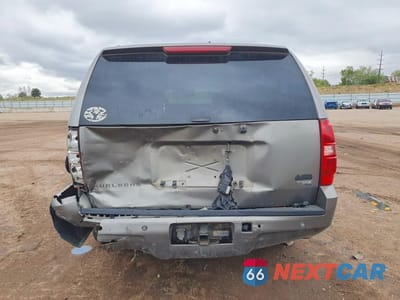 Zdjęcie 6 z 13 samochodu: 2007 CHEVROLET SUBURBAN K1500 VIN:1GNFK16337J202077 - miniatura