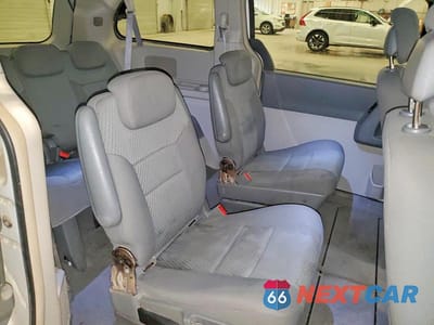 Zdjęcie 11 z 13 samochodu: 2010 CHRYSLER TOWN & COUNTRY TOURING VIN:2A4RR5D15AR478770 - miniatura