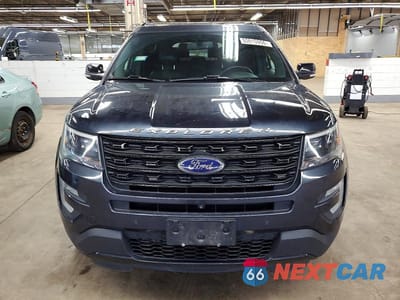 Piąte zdjęcie samochodu w środku: 2017 FORD EXPLORER SPORT VIN:1FM5K8GTXHGA14999 - miniatura