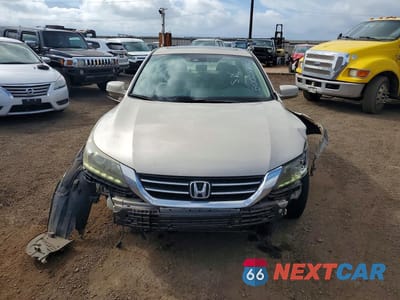 Piąte zdjęcie samochodu w środku: 2014 HONDA ACCORD EXL VIN:1HGCR3F85EA011578 - miniatura