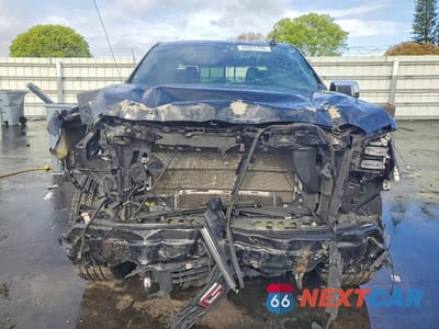 Piąte zdjęcie samochodu w środku: 2023 GMC SIERRA K1500 DENALI VIN:3GTUUGE85PG182555 - miniatura