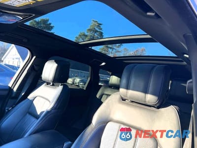 Zdjęcie 9 z 10 samochodu: 2019 LAND ROVER RANGE ROVER SPORT SUPERCHARGED DYNAMIC VIN:SALWR2RE6KA819563 - miniatura