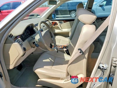 Zdjęcie 7 z 12 samochodu: 1999 MERCEDES-BENZ E 320 VIN:WDBJF65H0XA932237 - miniatura