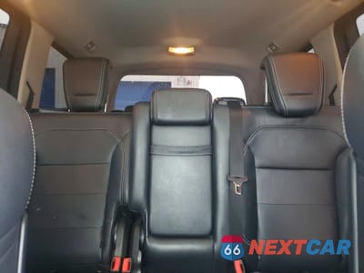 Zdjęcie 10 z 13 samochodu: 2016 MERCEDES-BENZ GL 550 4MATIC VIN:4JGDF7DE8GA648667 - miniatura