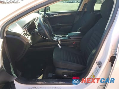 Zdjęcie 7 z 12 samochodu: 2019 FORD FUSION SE VIN:3FA6P0HD0KR214931 - miniatura