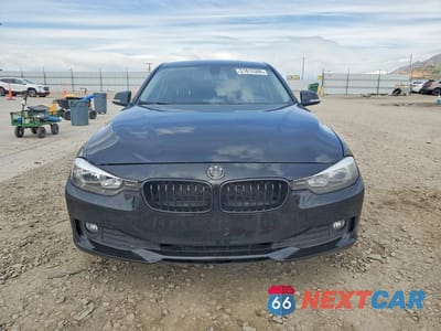 Piąte zdjęcie samochodu w środku: 2014 BMW 320 I XDRIVE VIN:WBA3C3C58EPV90912 - miniatura