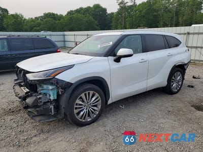2022 TOYOTA HIGHLANDER PLATINUM 5TDFZRAH4NS130571 - główne zdjęcie licytacji z USA - miniatura