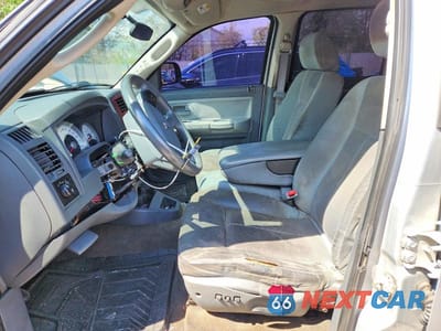 Zdjęcie 7 z 12 samochodu: 2005 DODGE DAKOTA QUAD SLT VIN:1D7HW48K45S181975 - miniatura