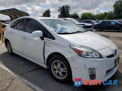 Czwarte zdjęcie samochodu z boku: 2010 TOYOTA PRIUS III VIN:JTDKN3DUXA0194420 - miniatura