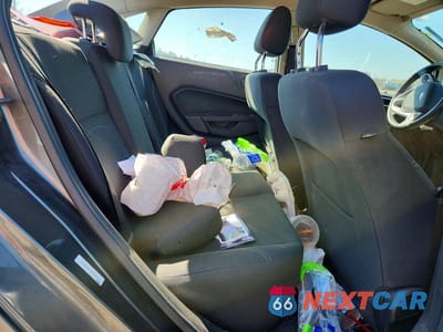 Zdjęcie 10 z 12 samochodu: 2016 FORD FIESTA SE VIN:3FADP4BJ7GM120496 - miniatura