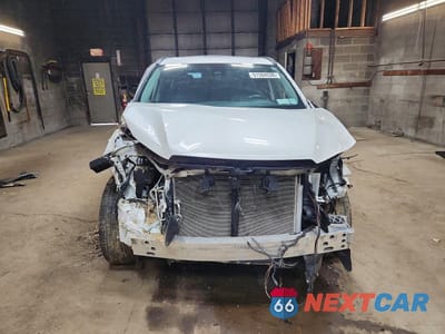 Piąte zdjęcie samochodu w środku: 2019 TOYOTA HIGHLANDER XLE VIN:5TDJZRFH9KS578433 - miniatura