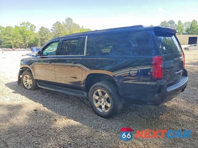 Drugie zdjęcie samochodu z przodu: 2020 CHEVROLET SUBURBAN C1500 LT VIN:1GNSCHKC8LR282904 - miniatura
