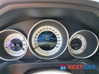 Zdjęcie 9 z 12 samochodu: 2016 MERCEDES-BENZ E 350 VIN:WDDHF5KB4GB213082 - miniatura