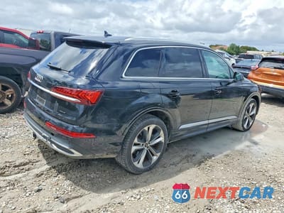 Trzecie zdjęcie samochodu z tyłu: 2021 AUDI Q7 PREMIUM PLUS VIN:WA1LXAF78MD037938 - miniatura