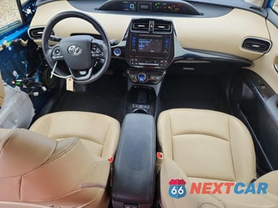 Zdjęcie 8 z 14 samochodu: 2019 TOYOTA PRIUS XLE AWD-E VIN:JTDL9RFU1K3002049 - miniatura