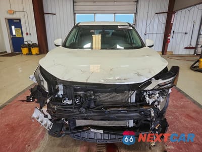 Piąte zdjęcie samochodu w środku: 2023 NISSAN ROGUE SV VIN:5N1BT3BB8PC684641 - miniatura
