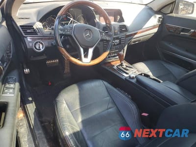 Zdjęcie 8 z 12 samochodu: 2013 MERCEDES-BENZ E 350 4MATIC VIN:WDDKJ8JB8DF211671 - miniatura