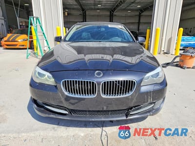 Piąte zdjęcie samochodu w środku: 2013 BMW 535 XI VIN:WBAFU7C5XDDU68148 - miniatura