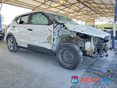 Czwarte zdjęcie samochodu z boku: 2023 NISSAN KICKS S VIN:3N1CP5BV9PL531468 - miniatura