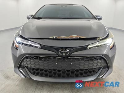 Piąte zdjęcie samochodu w środku: 2021 TOYOTA COROLLA HATCHBACK SE VIN:JTND4MBE6M3146571 - miniatura
