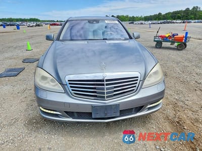 Piąte zdjęcie samochodu w środku: 2011 MERCEDES-BENZ S 550 4MATIC VIN:WDDNG8GB0BA407942 - miniatura