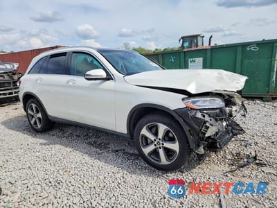 Czwarte zdjęcie samochodu z boku: 2021 MERCEDES-BENZ GLC 300 VIN:W1N0G8DB9MF893271 - miniatura