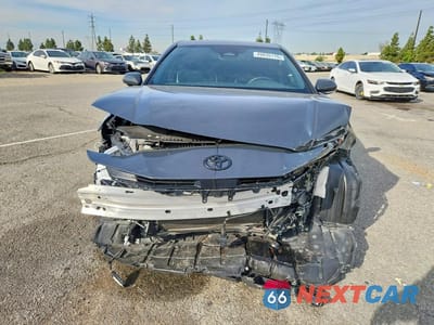 Piąte zdjęcie samochodu w środku: 2025 TOYOTA CAMRY SE VIN:4T1DAACK2SU113537 - miniatura