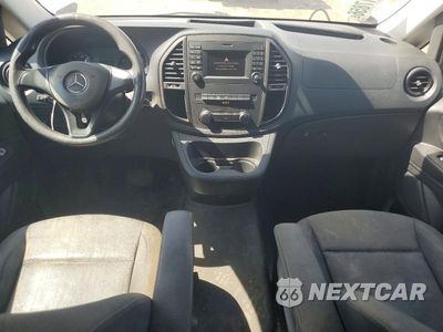 Zdjęcie 8 z 12 samochodu: 2018 MERCEDES BENZ METRIS VIN:WD3PG2EA5J3481395 - miniatura