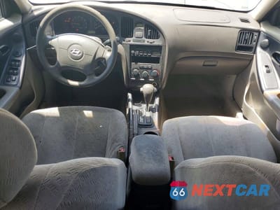 Zdjęcie 8 z 13 samochodu: 2005 HYUNDAI ELANTRA GLS VIN:KMHDN46D15U101032 - miniatura