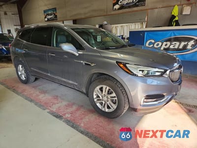 Czwarte zdjęcie samochodu z boku: 2020 BUICK ENCLAVE ESSENCE VIN:5GAEVAKW5LJ299712 - miniatura