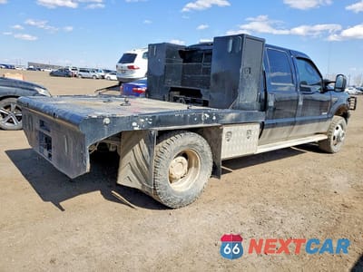 Trzecie zdjęcie samochodu z tyłu: 2005 FORD F350 SUPER DUTY VIN:1FTWW33P45ED14134 - miniatura