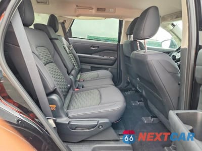 Zdjęcie 11 z 13 samochodu: 2022 NISSAN PATHFINDER SV VIN:5N1DR3BA9NC233925 - miniatura