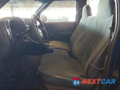 Zdjęcie 7 z 12 samochodu: 2002 GMC SONOMA VIN:1GTCS145828186152 - miniatura