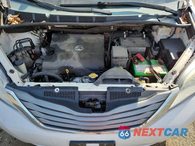 Zdjęcie 12 z 13 samochodu: 2014 TOYOTA SIENNA XLE 8-PASSENGER VIN:5TDYK3DC9ES490056 - miniatura