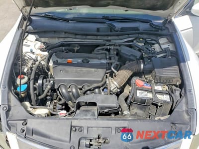 Zdjęcie 11 z 13 samochodu: 2009 HONDA ACCORD EX VIN:1HGCP26749A153689 - miniatura
