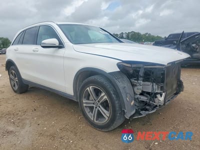 Czwarte zdjęcie samochodu z boku: 2020 MERCEDES-BENZ GLC 300 VIN:WDC0G8DB6LF723644 - miniatura