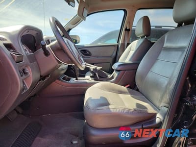 Zdjęcie 7 z 13 samochodu: 2006 FORD ESCAPE XLT VIN:1FMCU93196KA40693 - miniatura