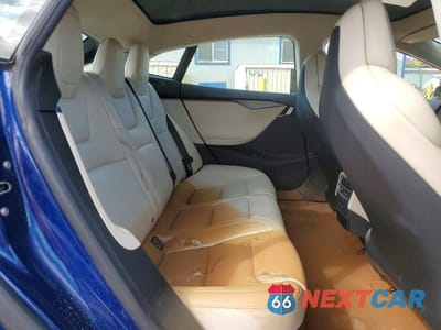 Zdjęcie 10 z 13 samochodu: 2018 TESLA MODEL S VIN:5YJSA1E29JF285709 - miniatura