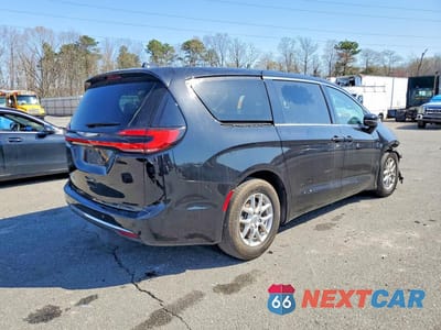 Trzecie zdjęcie samochodu z tyłu: 2025 CHRYSLER PACIFICA SELECT VIN:2C4RC1BG6SR523451 - miniatura