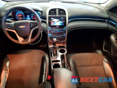 Zdjęcie 8 z 13 samochodu: 2015 CHEVROLET MALIBU 1LT VIN:1G11C5SL5FF337052 - miniatura