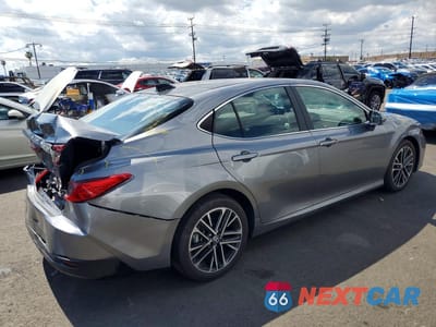 Trzecie zdjęcie samochodu z tyłu: 2025 TOYOTA CAMRY XLE VIN:4T1DAACK3SU547563 - miniatura