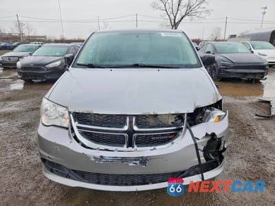 Piąte zdjęcie samochodu w środku: 2017 DODGE GRAND CARAVAN SE VIN:2C4RDGBG6HR707264 - miniatura