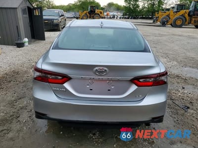 Zdjęcie 6 z 12 samochodu: 2023 TOYOTA CAMRY LE VIN:4T1R11AK5PU747666 - miniatura