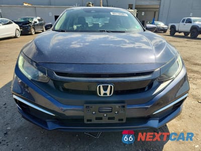 Piąte zdjęcie samochodu w środku: 2019 HONDA CIVIC LX VIN:2HGFC2F61KH523519 - miniatura