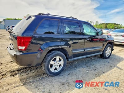Trzecie zdjęcie samochodu z tyłu: 2007 JEEP GRAND CHEROKEE LAREDO VIN:1J8GR48K07C581423 - miniatura