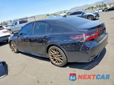 Drugie zdjęcie samochodu z przodu: 2024 TOYOTA CAMRY HYBRID SE NIGHTSHADE VIN:4T1T31AK4RU062609 - miniatura