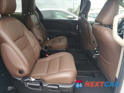 Zdjęcie 11 z 13 samochodu: 2020 TOYOTA SIENNA LIMITED 7-PASSENGER VIN:5TDYZ3DC1LS058098 - miniatura